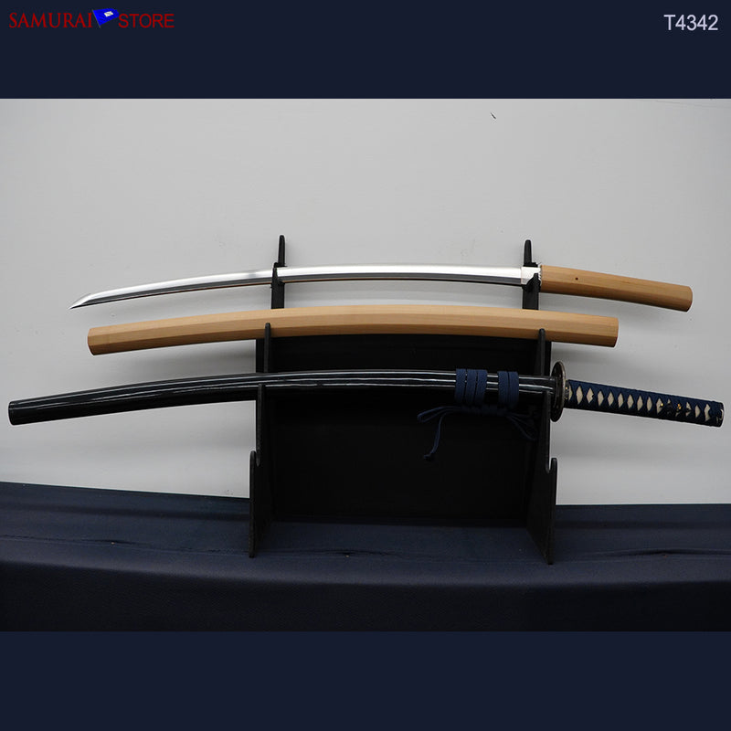 T4342 Katana Sword KANEMICHI in Ornate Mounting - Contemporary