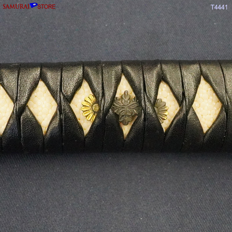T4441 Katana sword KANEMOTO - Antique NBTHK certificated Muromachi era