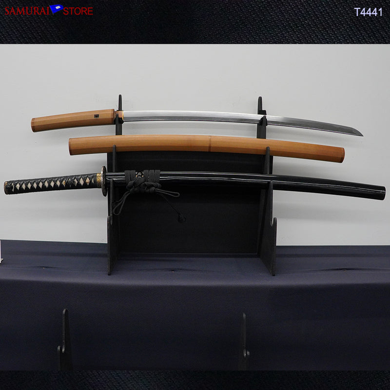 T4441 Katana sword KANEMOTO - Antique NBTHK certificated Muromachi era