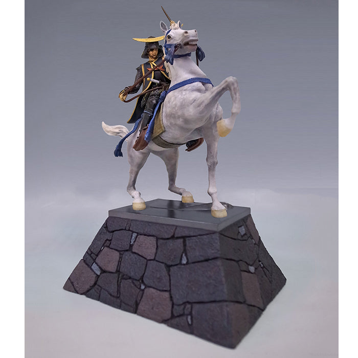 Statue - Date Masamune Figure on Stone Wall - SAMURAI STORE