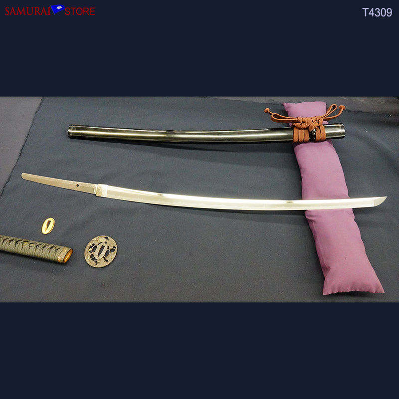 T4309 Katana Sword w/ Ornate Mountings - Antique early 1900's