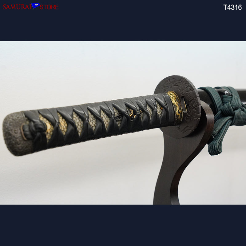 T4316 Katana Sword KANEYASU - Antique NBTHK certificated