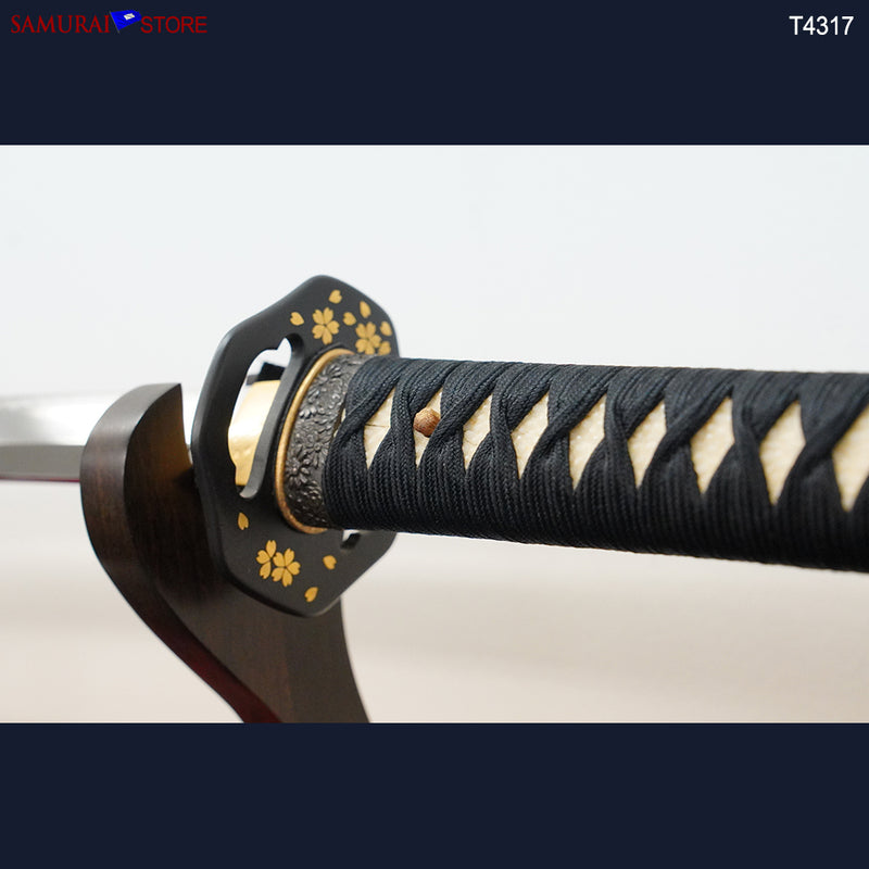 T4317 Katana Sword w/ Ornate Mountings KANEMOTO - antique